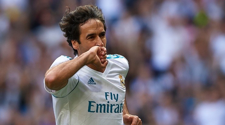 Raul Gonzalez Blanco of Real Madrid celebrates scoring his team’s first goal. (Getty)