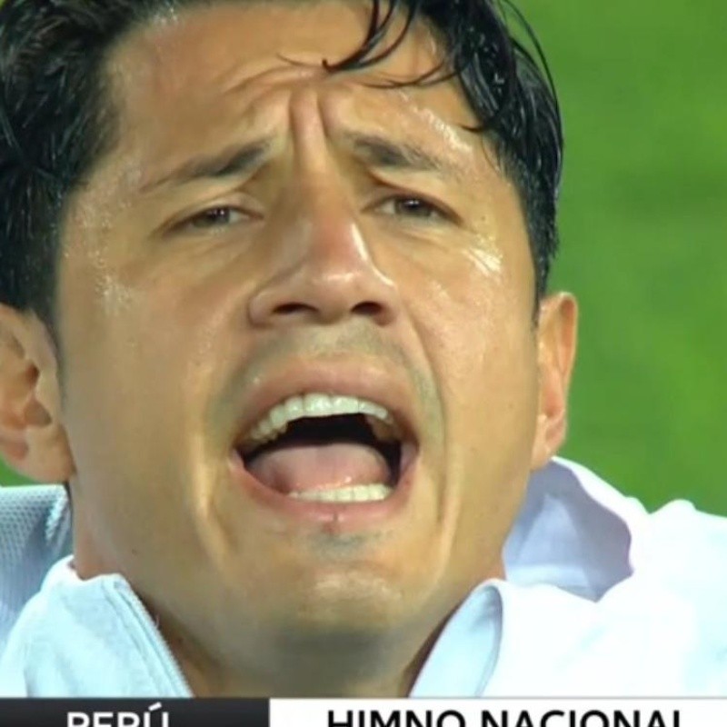 Lo cantó: Gianluca Lapadula entonó la letra del himno nacional del Perú