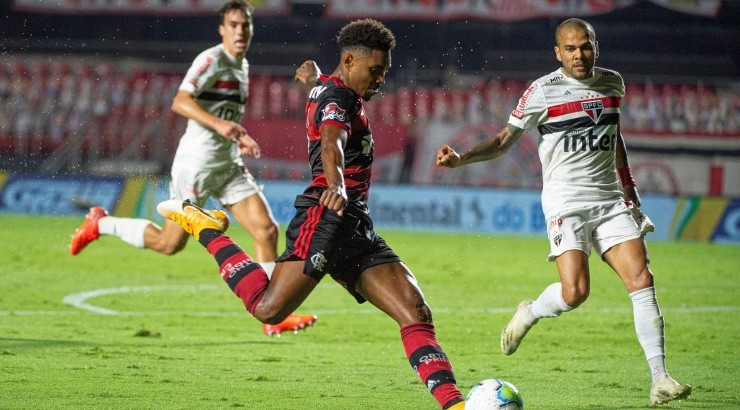 Vitinho teve chance de recolocar o Fla no jogo, mas desperdiçou o pênalti - Foto: Alexandre Vidal/Flamengo.