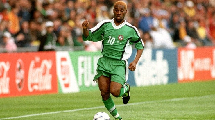 Jay-Jay Okocha at the World Cup France 98, vs Spain. (Getty)