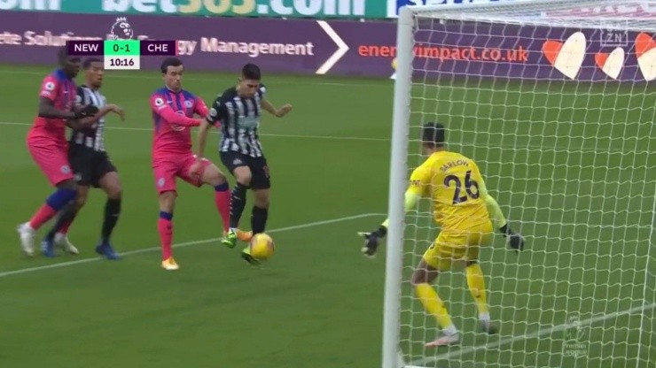 ¿Se acuerdan de Fede Fernández? Hizo un gol en contra insólito ante Chelsea