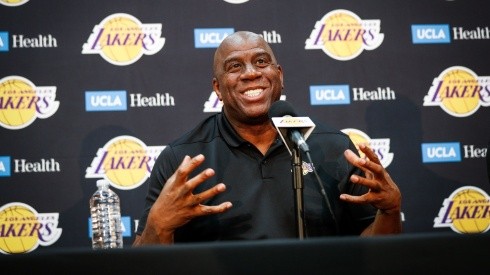 Magic Johnson feliz por los nuevos jugadores de Los Angeles Lakers