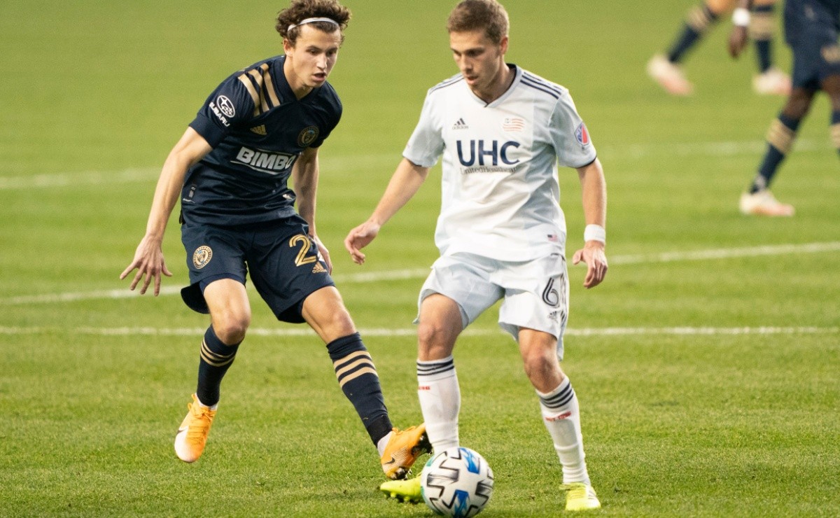 Philadelphia union vs new england