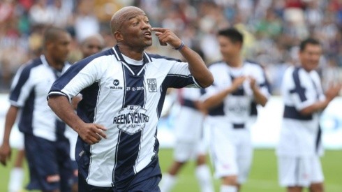 Goleador histórico de Alianza Lima suma cuatro títulos nacionales con íntimos.