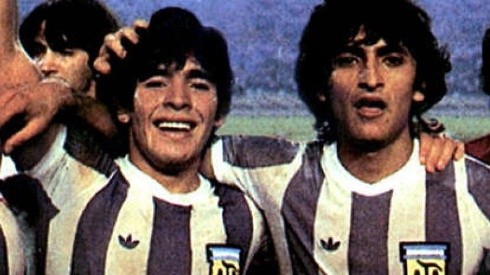 Diego Maradona junto a Ramón Díaz.