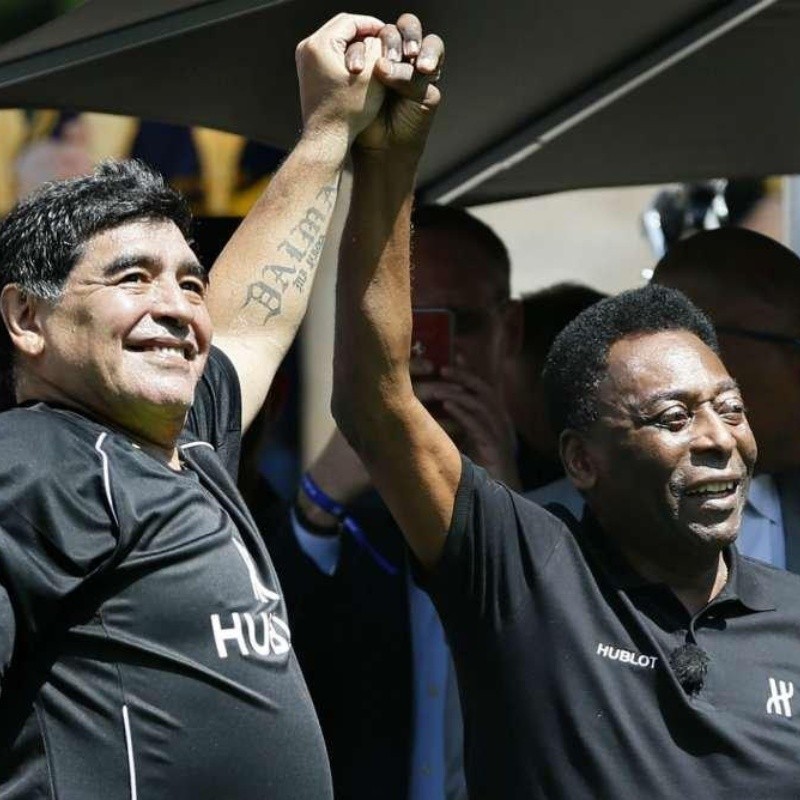 Pelé despidió a Maradona: "Algún día patearemos una pelota juntos en el cielo"