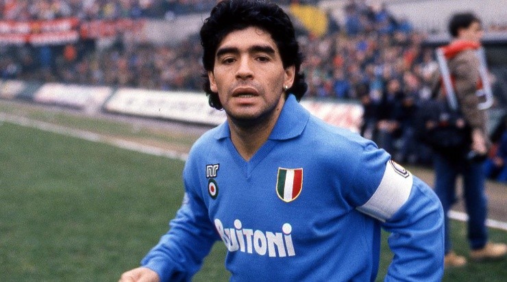 Maradona con la de Nápoli