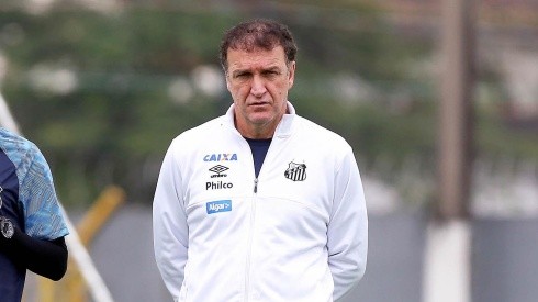 Cuca é bem prestigiado no Peixe — Foto: Pedro Ernesto Guerra Azevedo/Santos FC