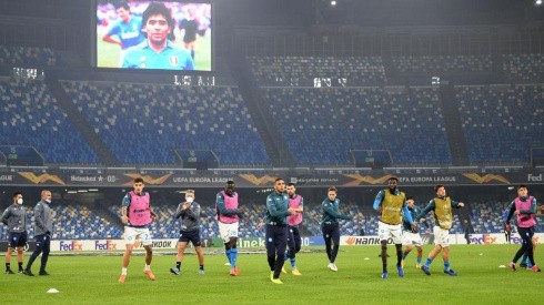 A lo Maradona: así fue la entrada en calor del Napoli por la Europa League