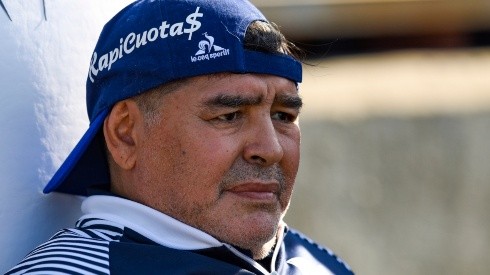 Diego Maradona recebeu homenagem emocionante de jornalista brasileiro