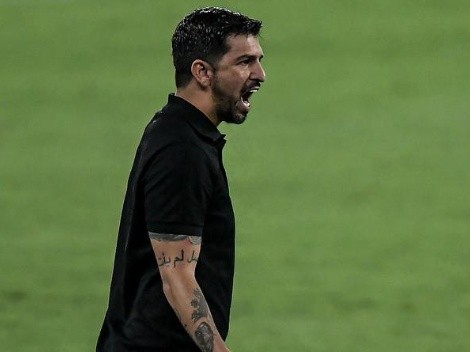 Emiliano alfineta Botafogo: "Eles mudaram de ideia"