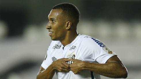 Santos recebe o Sport, neste sábado, às 17h, na Vila Belmiro - (Getty Images)