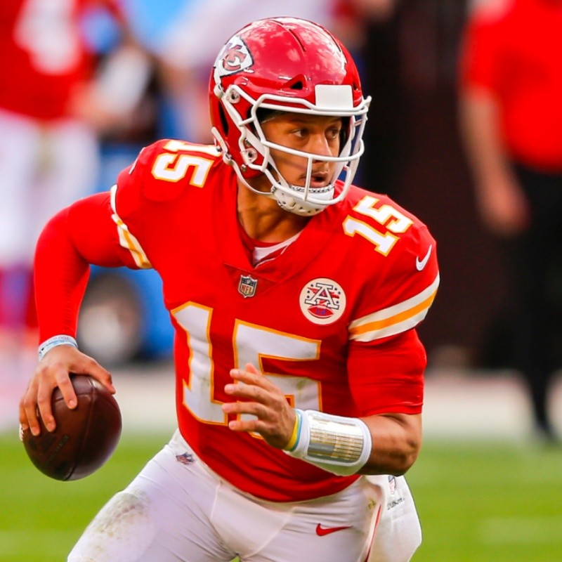 La jugada que Patrick Mahomes inventó para los Chiefs