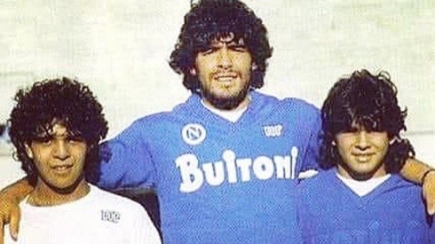 Lalo Maradona junto al querido Diego.