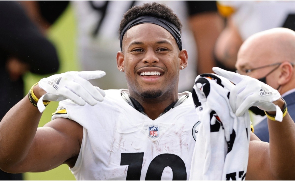 JuJu Smith-Schuster Completely Destroys The Ravens On Social Media