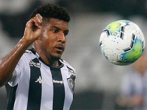 Rhuan acerta com clube português “gêmeo” do Botafogo