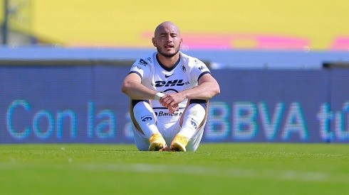 Carlos González dejará Pumas este año.