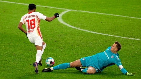 Neuer salió como siempre y le ganaron como nunca: el golazo de Nkunku