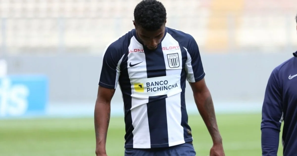 Carlos Ascues llegó este año a Alianza Lima y decepcionó.