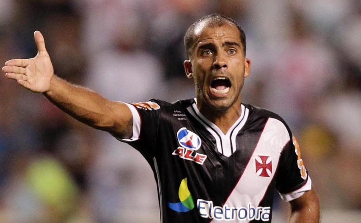 Felipe, ex-jogador do Vasco, vai dirigir o Voltaço - Esporte - Foco Regional