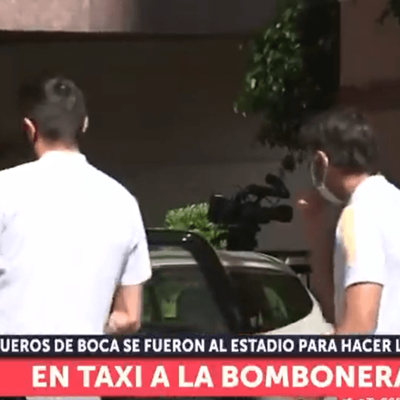 La noticia del día: los arqueros de Boca fueron en taxi a la Bombonera