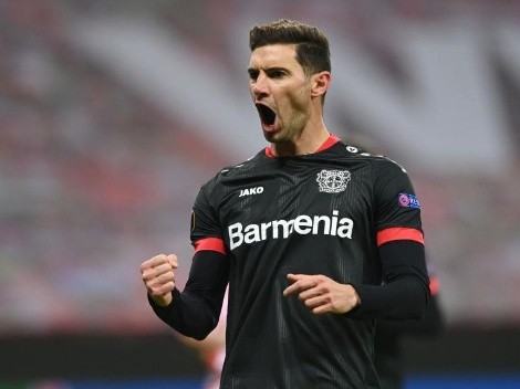 Gol de Alario y victoria de Bayer Leverkusen, nuevo líder de la Bundesliga