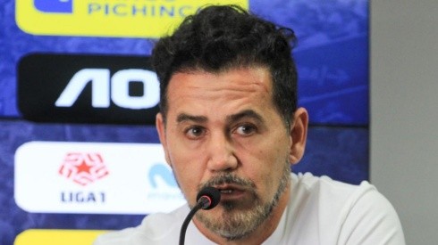 Ahmed llegó a Alianza Lima para ser la cabeza de un proyecto en menores, pero ante salida de Salas, tomó el equipo.
