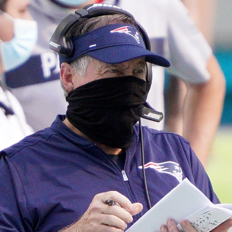 Los Dolphins le pintaron la cara a Belichick, pero los árbitros lo salvaron