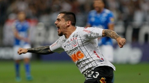 Corinthians e Goiás duelam nesta segunda, às 20h, na Neo Química Arena, pelo Campeonato Brasileiro Série A - (Getty Images)