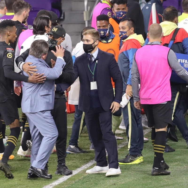 La pelea que desencadenó la salida de Miguel Herrera del América