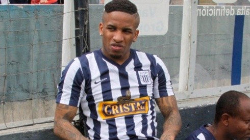 Jefferson Farfán debutó en Alianza Lima y fue campeón ahí.