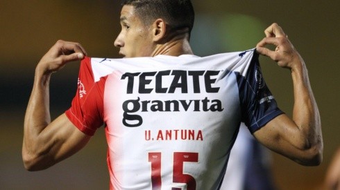 Antuna llegó a Chivas como el primer fichaje y flamante refuerzo en la gestión de Ricardo Peláez