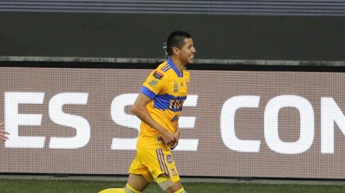 Gol de Hugo Ayala para Tigres ante LAFC.
