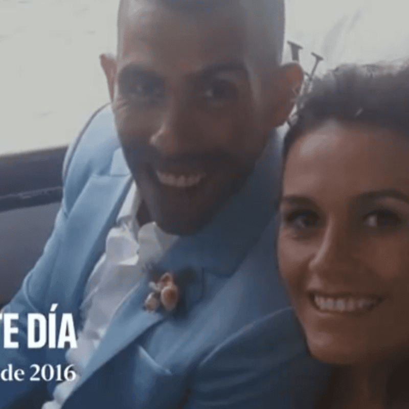 Tevez se perdió su aniversario de casados y la rompió con un video en Twitter