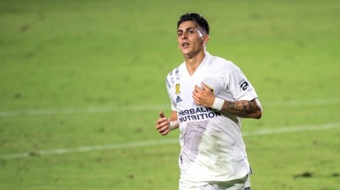 LA Galaxy finalizó las negociaciones con Pavón: debe volver a Boca