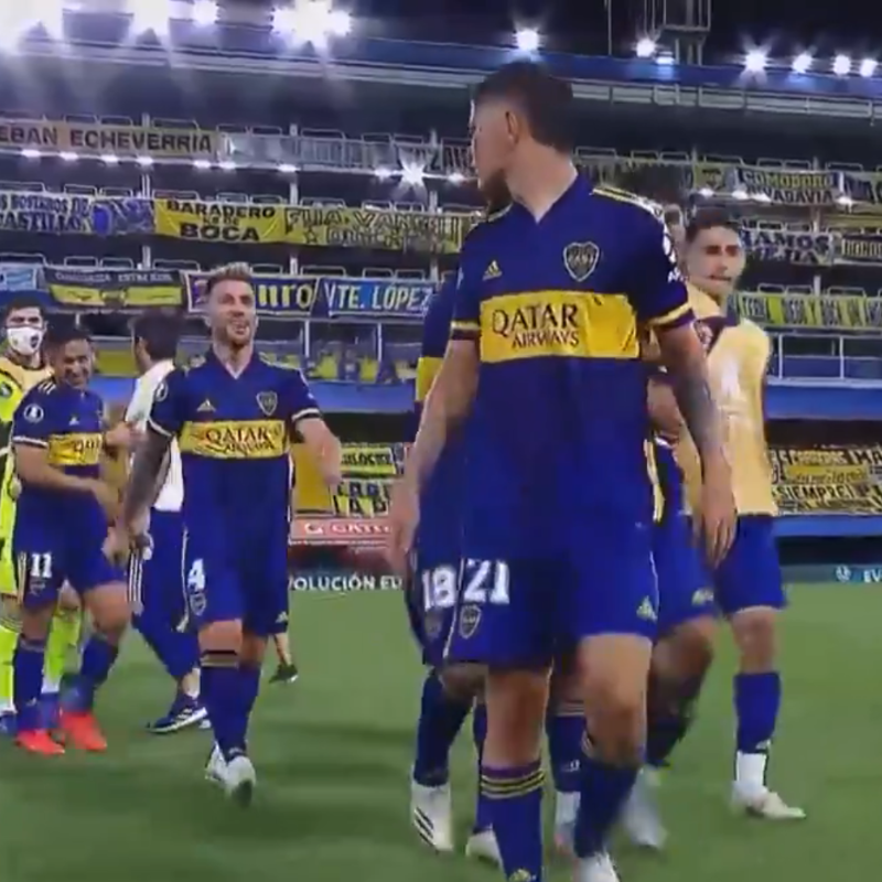 Así se fueron los jugadores de Boca al vestuario tras ganarle a Racing