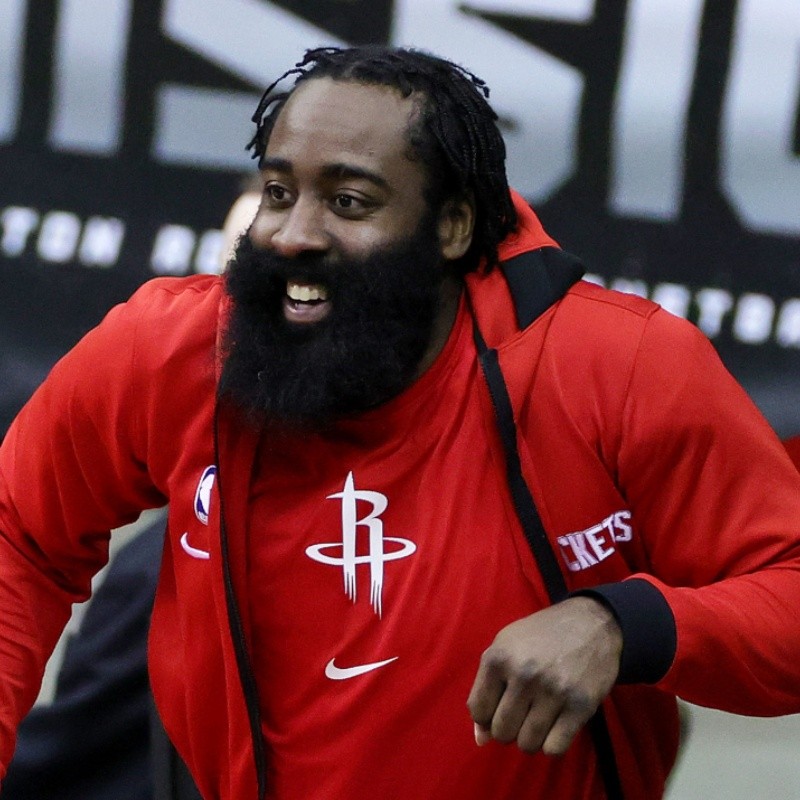 Se conoció el motivo por el que Harden le tiro un balonazo a un compañero