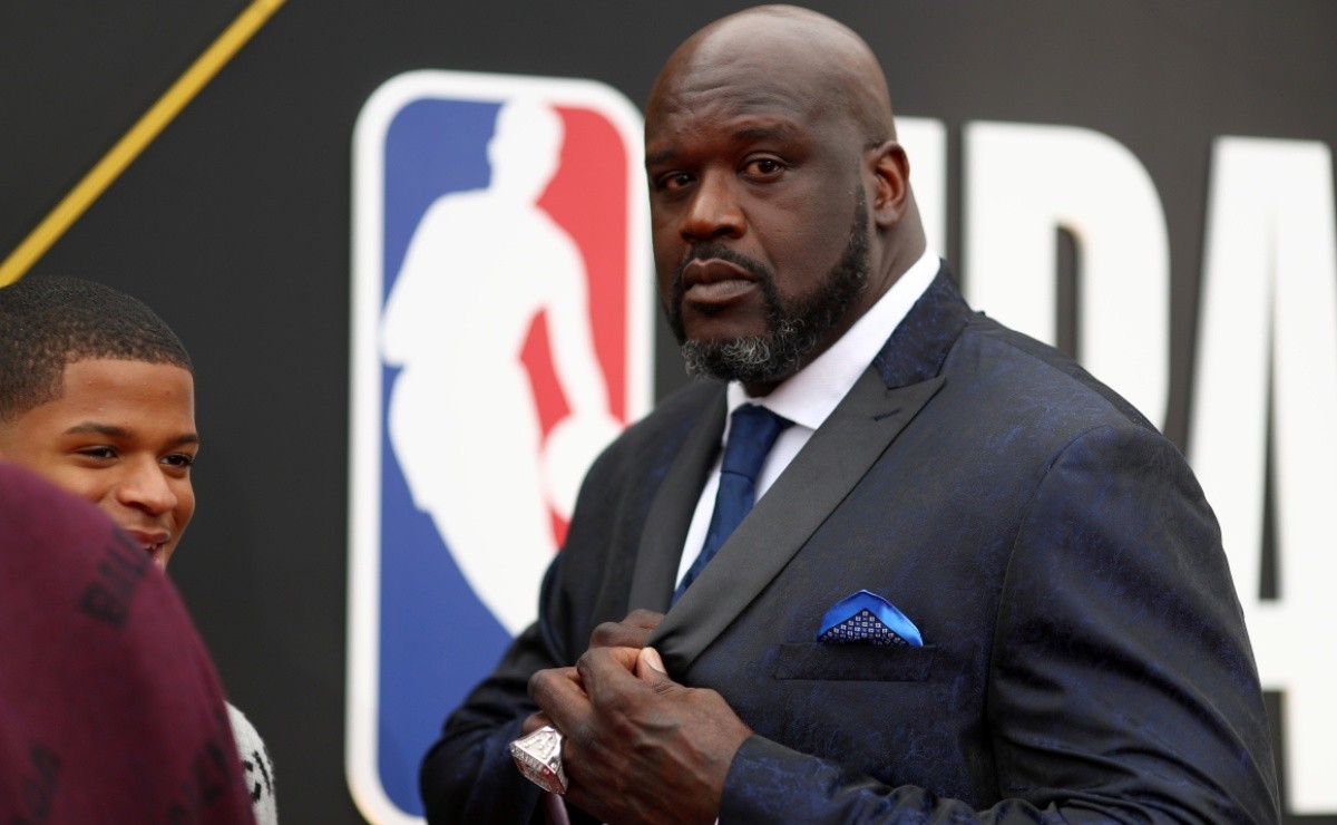 Shaquille O’Neal: How tall is Shaq, how much does he weigh, and what is