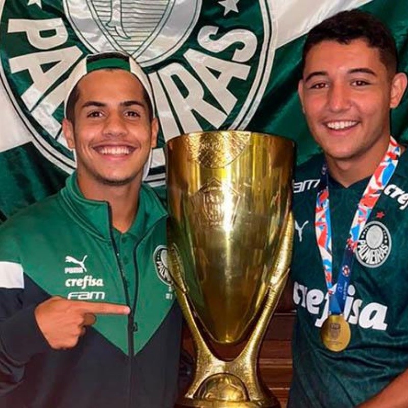 Campeão no Palmeiras, Bicalho manda indireta ao Cruzeiro: "Não importam as injustiças"