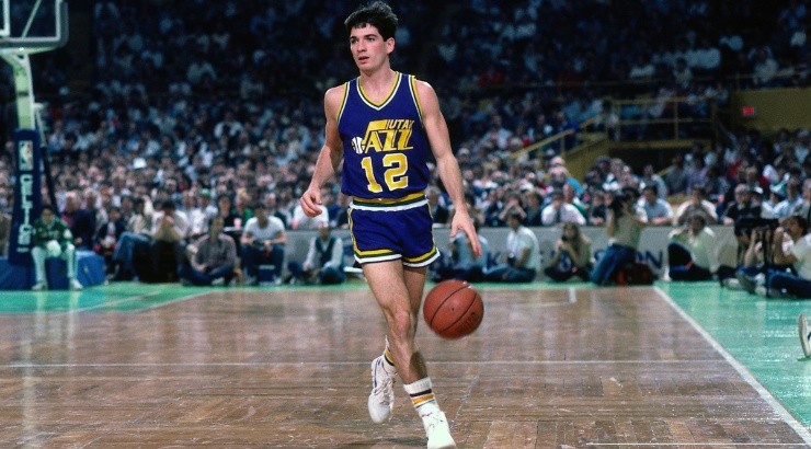 John Stockton of the Utah Jazz dribbles during a game circa 1986. (Getty)