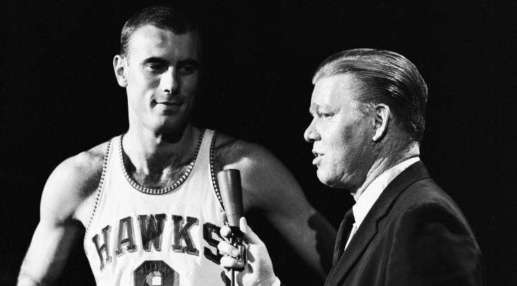 Bob Pettit of St. Louis Hawks in Brains &amp; Brawn Season 1. (Getty)