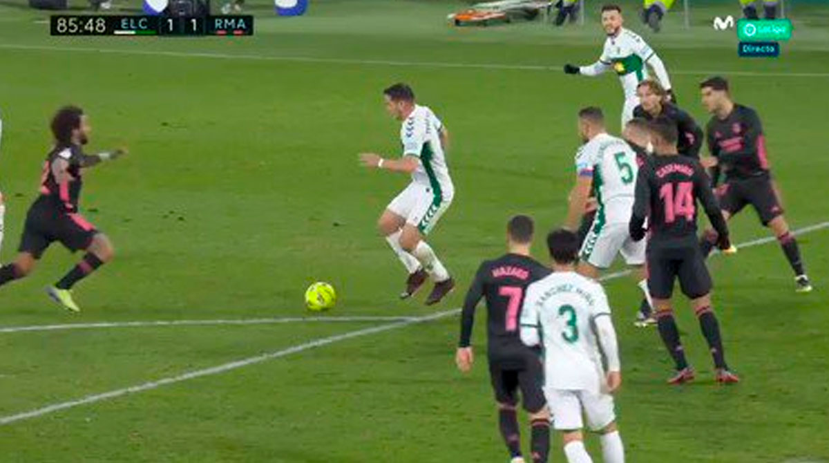 Video: 1-1 con Real Madrid, minuto 85 y Marcone le hizo esto a Marcelo