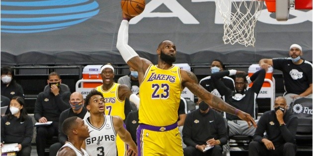 LeBron James volvió a hacer historia en Los Angeles Lakers vencieron in San Antonio Spurs |  NBA