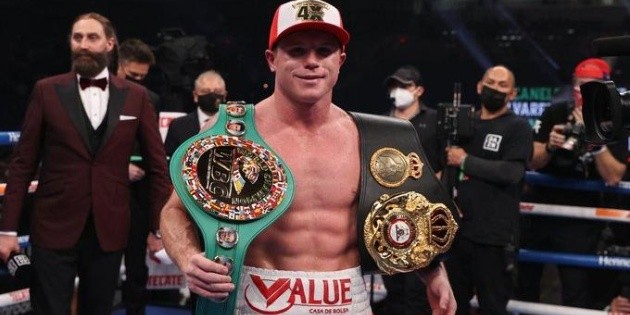 Canelo Álvarez is already negotiating with a rival for May 5th