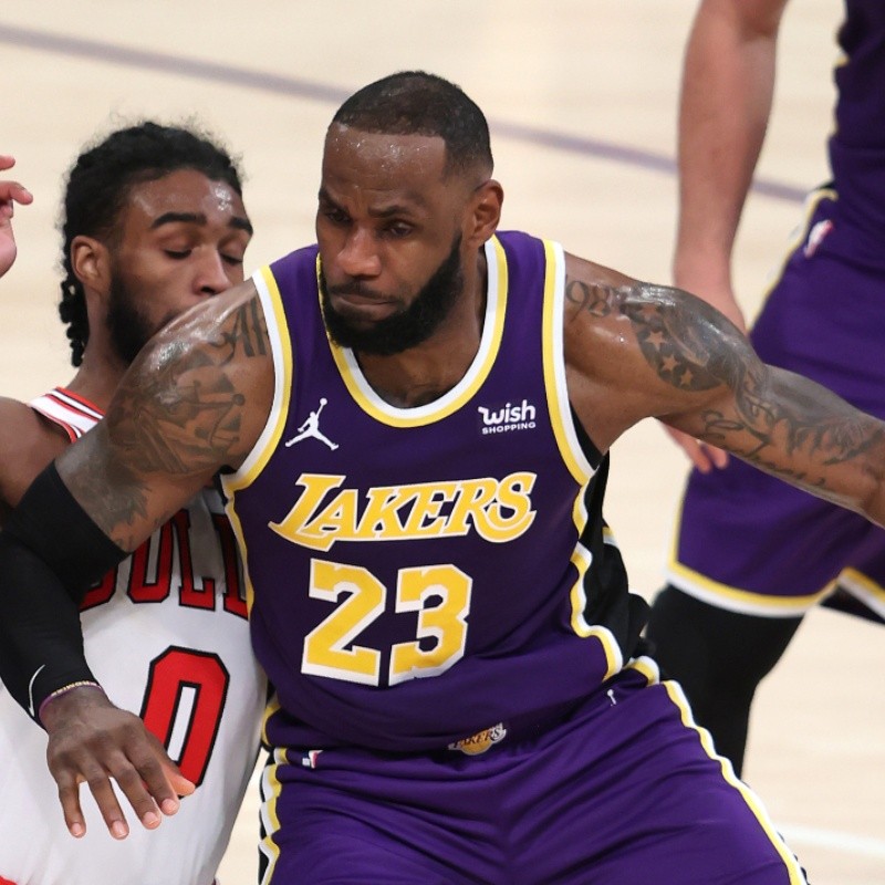 El tiro imposible de LeBron James para la victoria de los Lakers