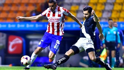 Flores disputó los minutos finales del empate en Puebla para debutar con la playera rojiblanca