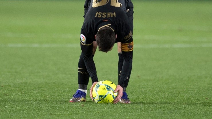 ¿Hacía cuánto que Messi no podía hacer un gol de tiro libre?