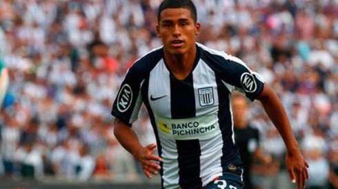 Kluiverth Aguilar jugó en Alianza Lima en el 2020.