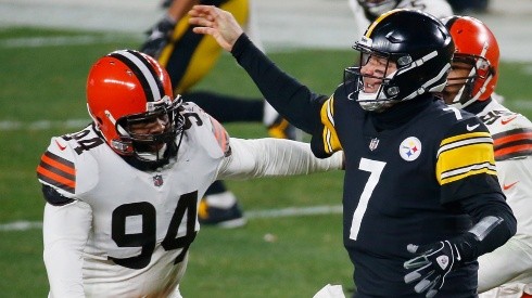 Browns y Steelers se enfrentaron en los Playoffs de la NFL