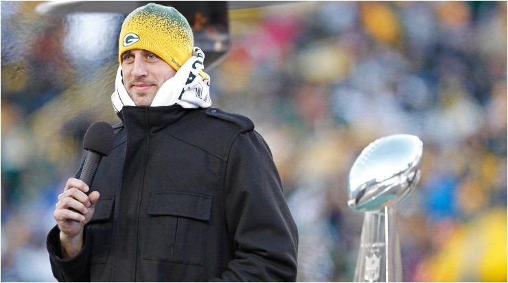 Aaron Rodgers dando su discurso de campeón en 2011 (Foto: Getty)